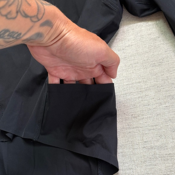 Vuori Womens Rash Guard Sun Layer Long Sleeve Top Fitted - Picture 6 of 6